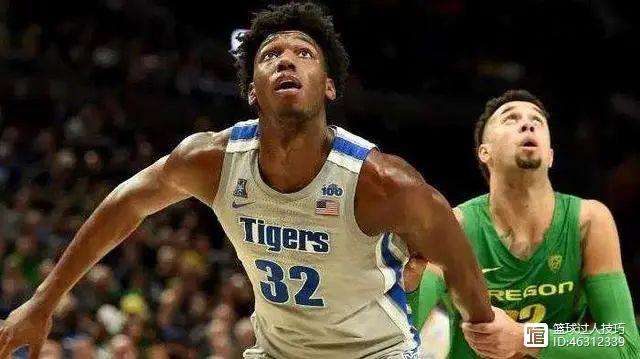 包含波特兰开拓者迎葡超关键赛；加时末段造点机会；气氛紧张；球探报告显示潜力的词条