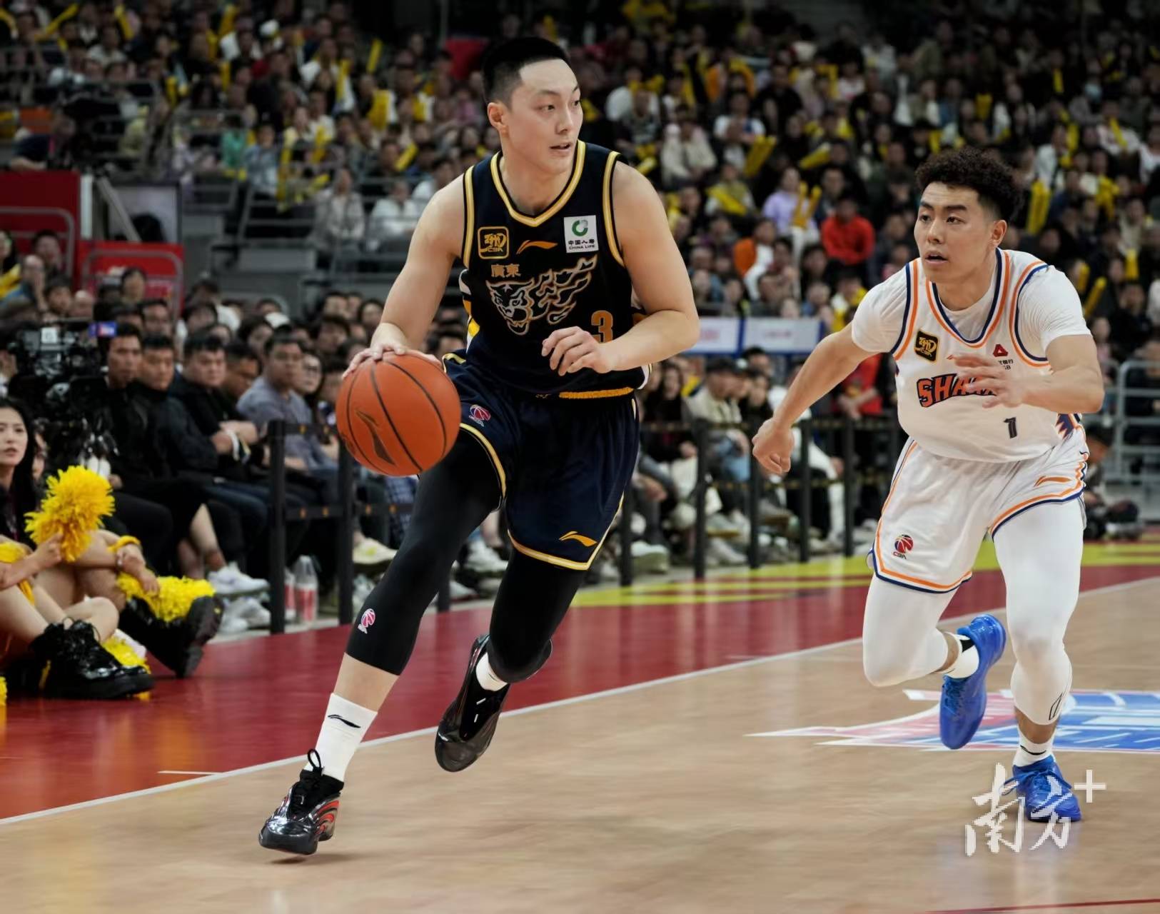 爱游戏APP-底特律活塞冲刺阶段刷新队史纪录，志在CBA季后赛名次提升，震撼外界，阵容厚度经受考验的简单介绍