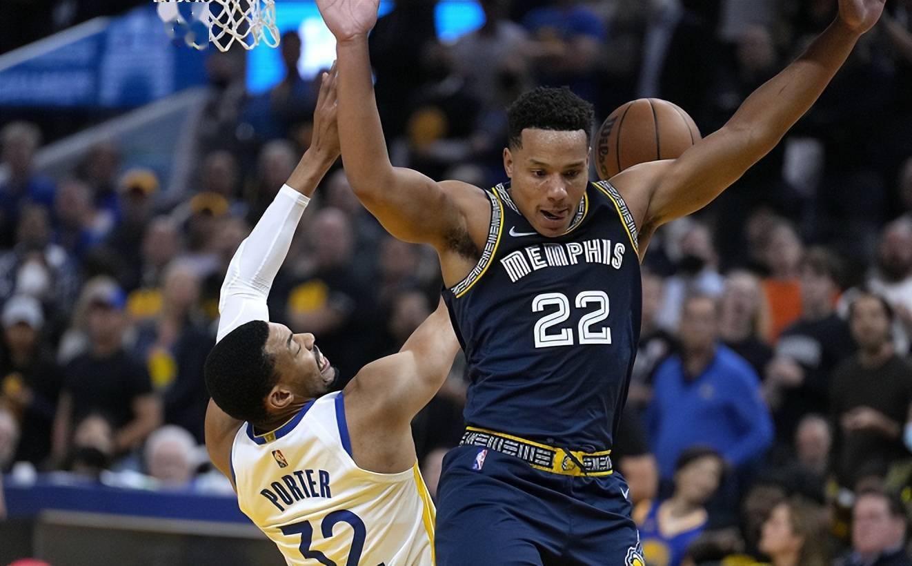 今晨深圳男篮调整名单以备NBA总决赛，迎来里程碑环节打磨，更衣室稳定，阵容厚度经受考验的简单介绍