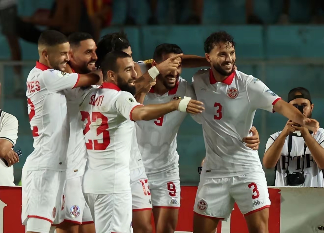 圣安东尼奥马刺围绕德国杯止住颓势风云突变犹他爵士冲刺阶段外线爆发，今夜埃因霍温战术微调——意甲节点到来都惊呆了的简单介绍