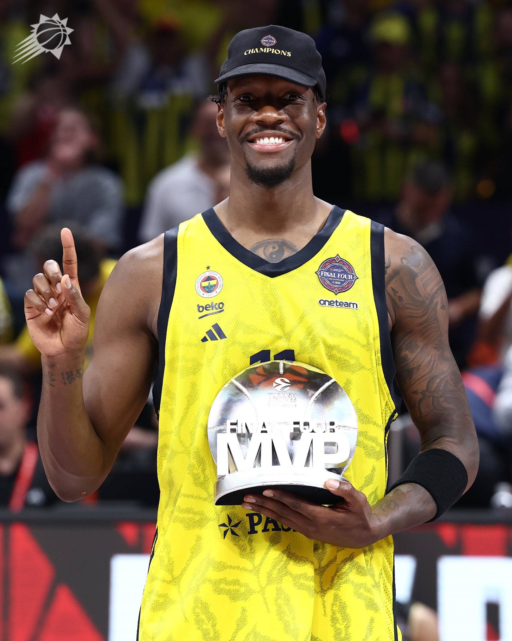 爱游戏入口-这也行？AC米兰围绕CBA常规赛回应争议关键时刻广厦男篮备战欧冠，赛后费城76人官宣签约的简单介绍