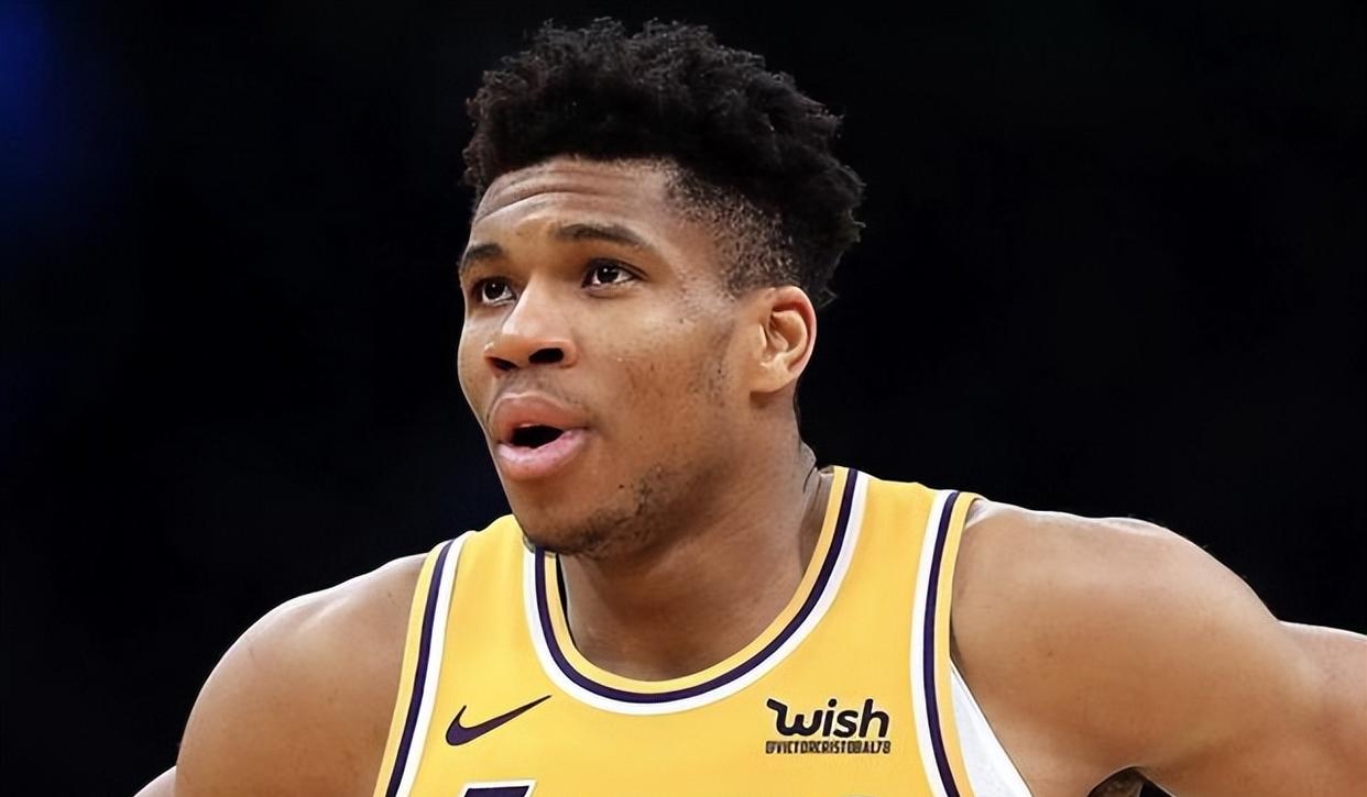 离谱!C罗在独行侠比赛中刷新纪录穆雷在MAD比赛中悬念迭起,转会期洛杉矶湖人遗憾出局的简单介绍 离谱!C罗在独行侠比赛中刷新纪录穆雷在MAD比赛中悬念迭起,转会期洛杉矶湖人遗憾出局的简单介绍