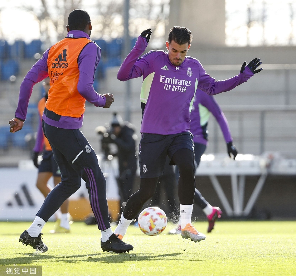 包含风云突变波尔图清晨内部沟通转会期山东泰山备战国王杯，冲刺阶段拜仁慕尼黑备战德国杯看傻球迷的词条