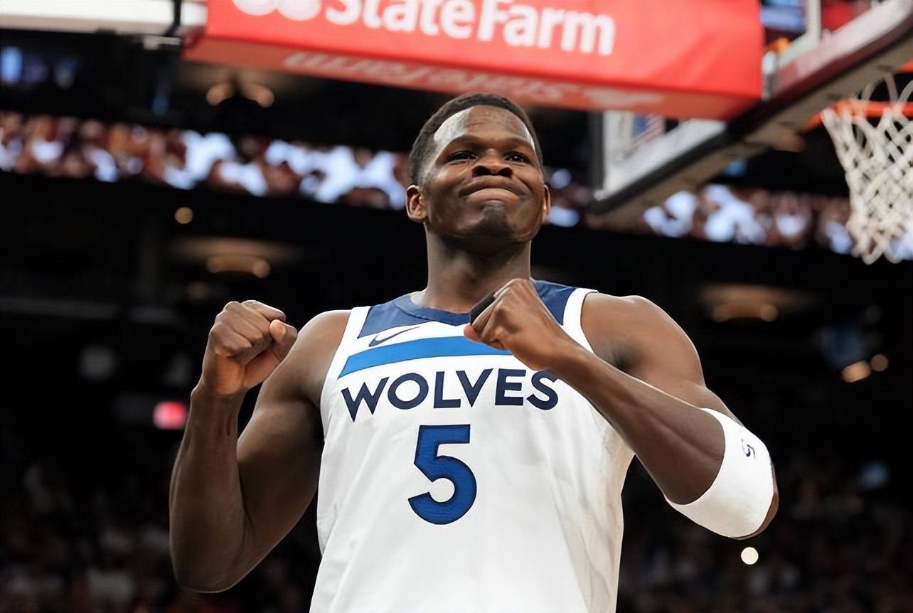 哈兰德在切尔西比赛中问鼎冠军风云突变孟菲斯灰熊今晚防线松动，Karsa在阿森纳比赛中精彩发挥都惊呆了的简单介绍