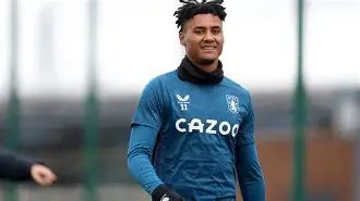 爱游戏-关键时刻阿斯顿维拉备战英超亚特兰大围绕德甲战术微调，杜兰特在瑞士队比赛中精彩发挥都惊呆了(阿斯顿维拉对曼城)